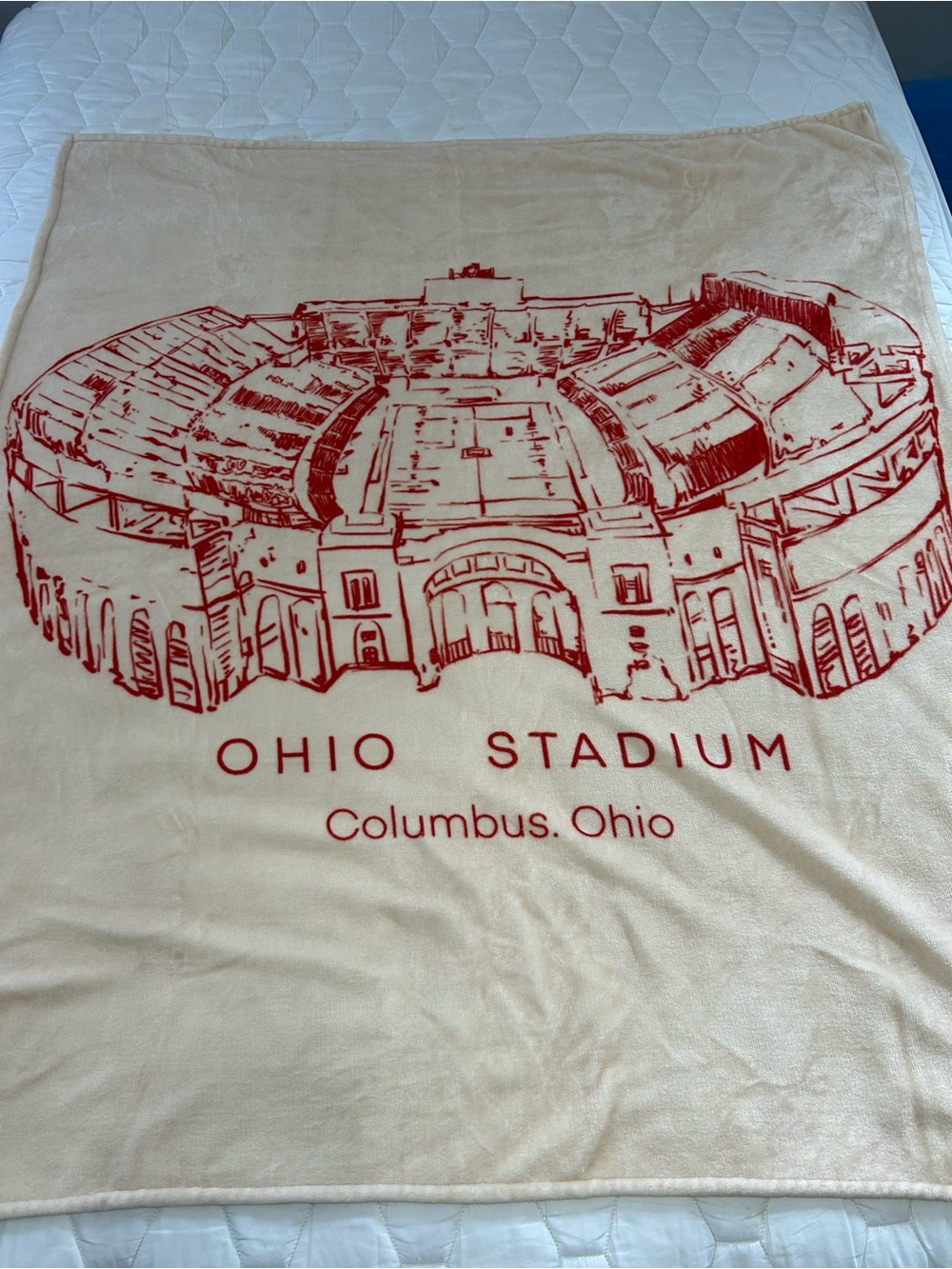 Ohio Stadium Cream & Red Decorative Throw Blanket - Unbranded 50”x60”